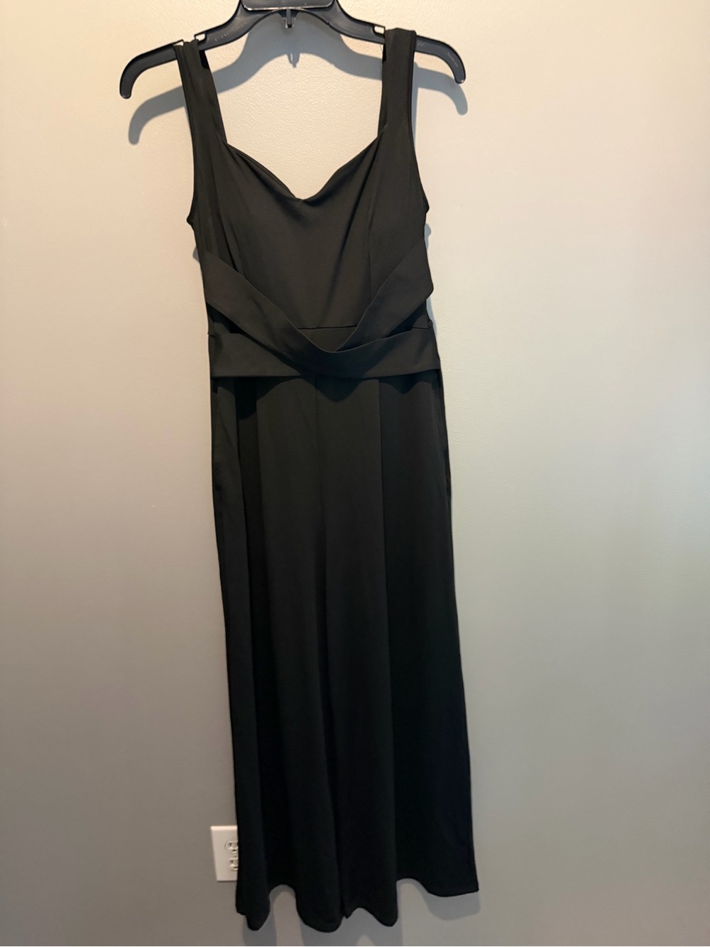 HALARA Black Sleeveless Jumpsuit